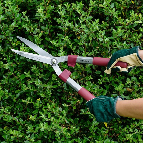 Kent & Stowe General Purpose Hedge Shears 2 Kent & Stowe General Purpose Hedge Shears - Image 2